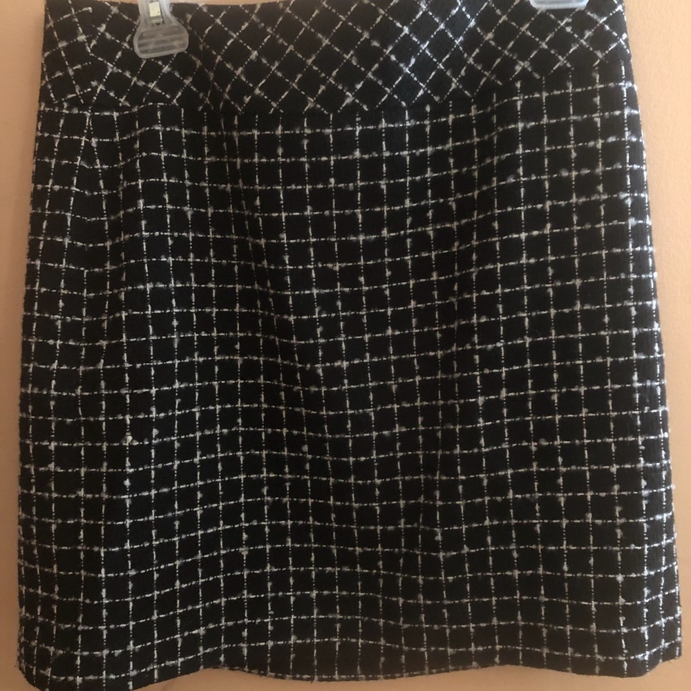 Loft pencil skirt